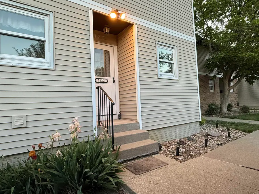 2122 Bicentennial Drive, Cedar Falls, IA 50613 - #3