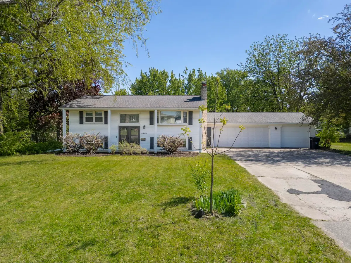 4224 Cherrywood Drive, Cedar Falls, IA 50613 - #1