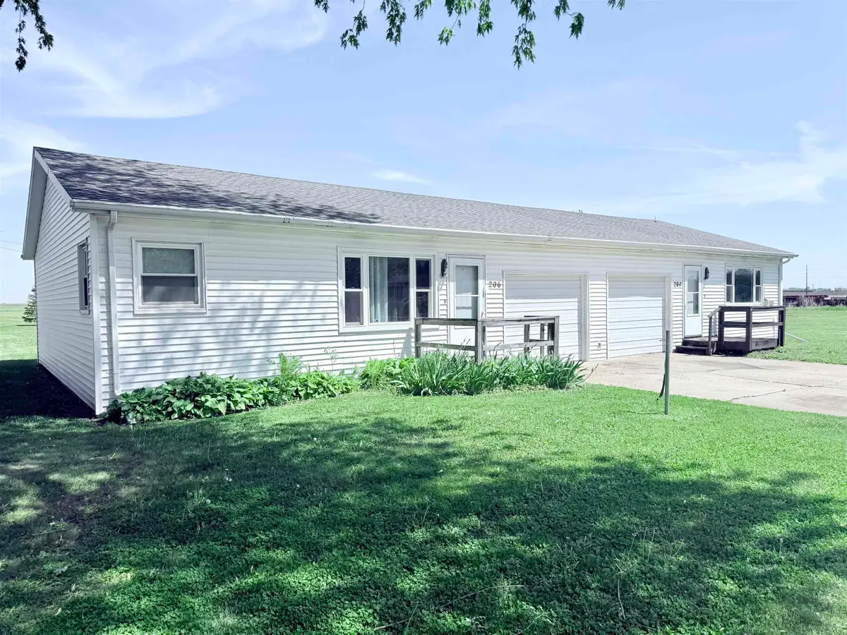 204-206 E Elm Street, Iowa Falls, IA 50126 - #1
