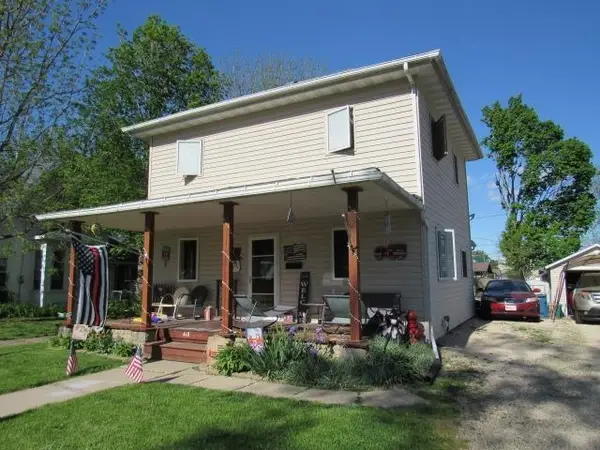 418 N Cedar Street, Monticello, IA 52310