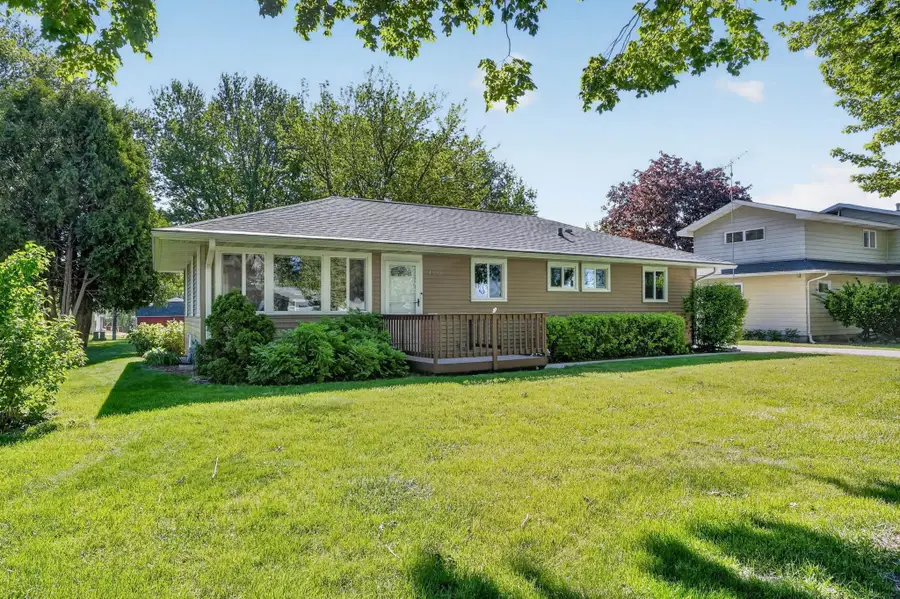 4310 Clearview Drive, Cedar Falls, IA 50613 - #3