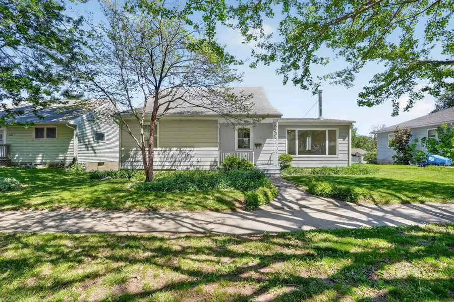 1115 W 10th Street, Cedar Falls, IA 50613 - #2