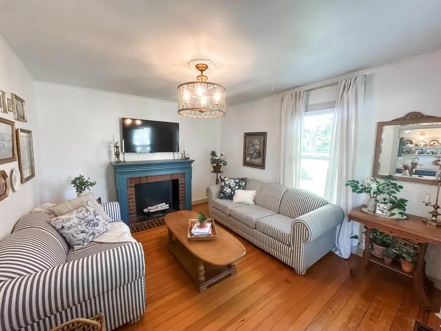 215 East Street, Decorah, IA 52101 - #2