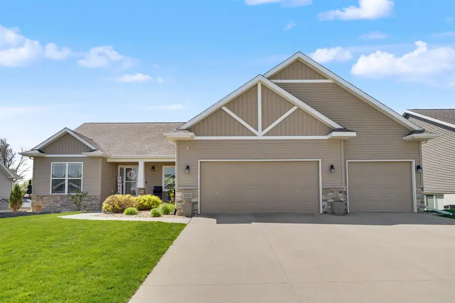 2921 Timber Cove Drive, Cedar Falls, IA 50613 - #2