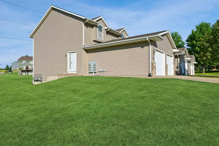3740 SW 37th Avenue #A, Cedar Rapids, IA 52404 - #3