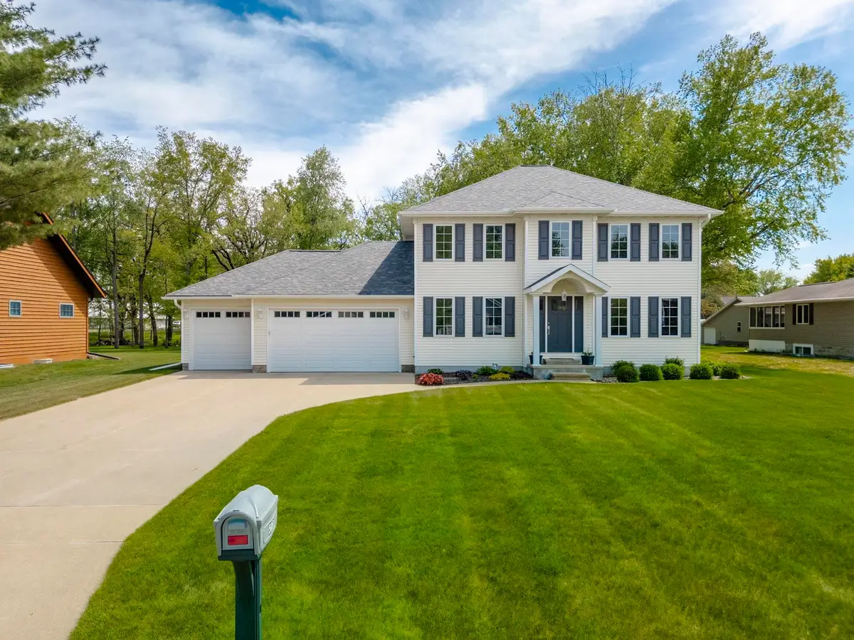 506 Cedar Drive, Fairbank, IA 50629 - #1