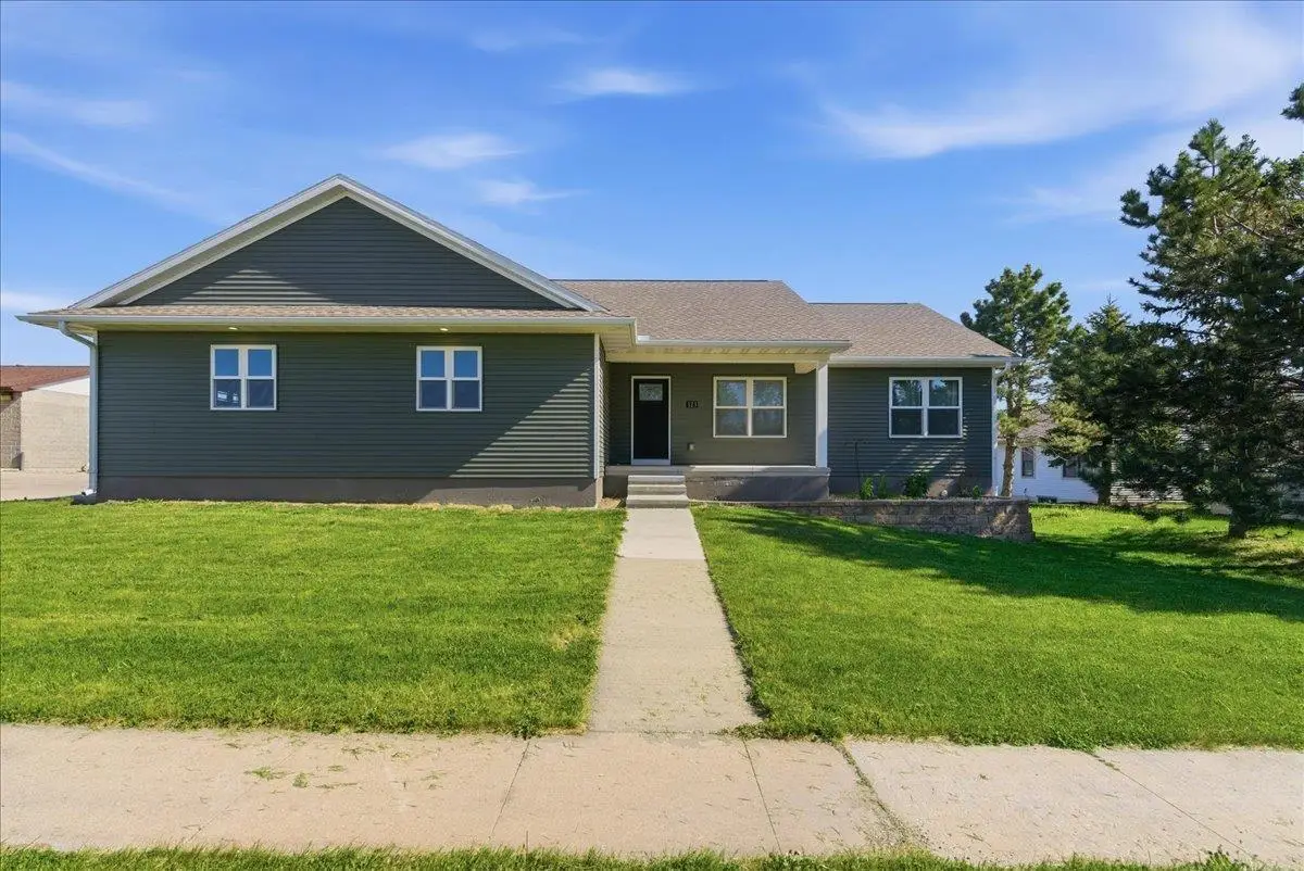 123 Carroll Boulevard, Dunkerton, IA 50626 - #1
