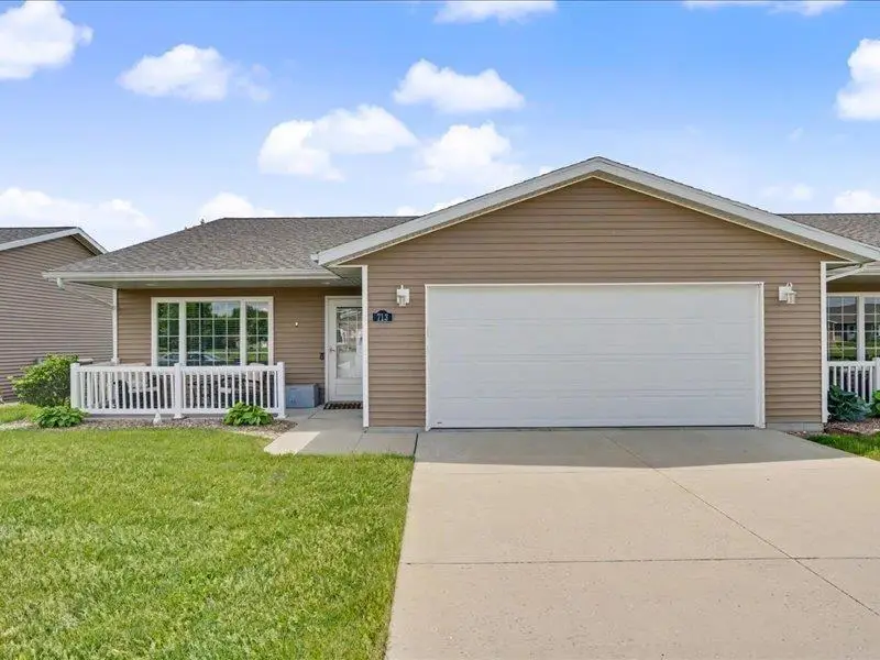 713 Spruce Drive, Independence, IA 50644 - #1