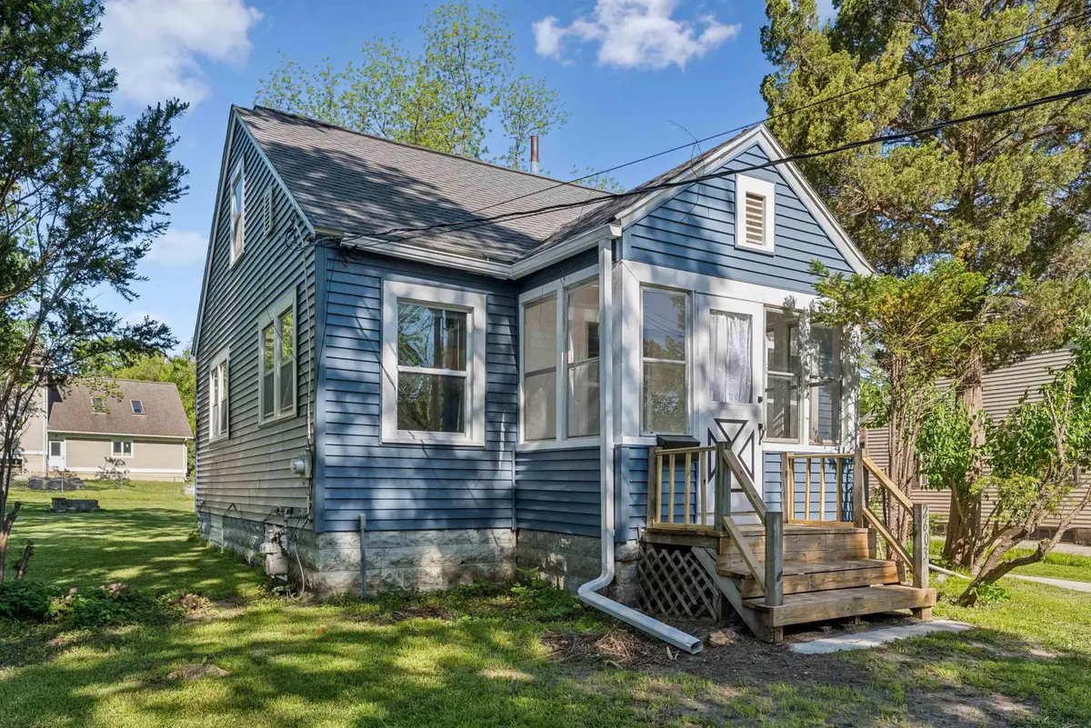 2603 Cedar Heights Drive, Cedar Falls, IA 50613 - #1