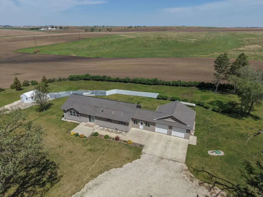 16541 315th Street, Aplington, IA 50604 - #3