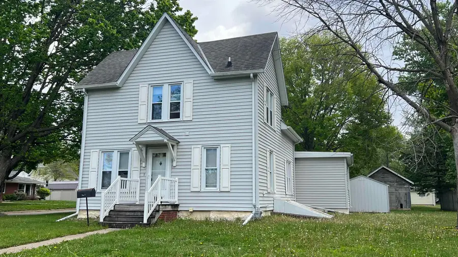 500 S Johnson Street, Charles City, IA 50616 - #2