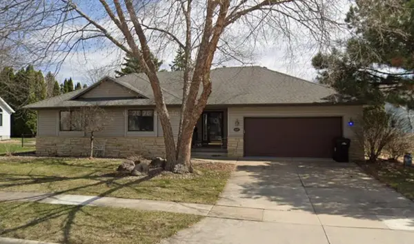 618 Birdsall Drive, Cedar Falls, IA 50613