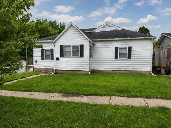 920 W 2nd Street, Cedar Falls, IA 50613