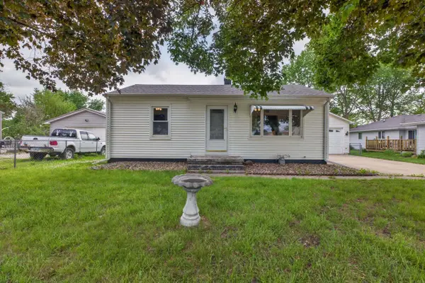 327 2nd Street, Washburn, IA 50702