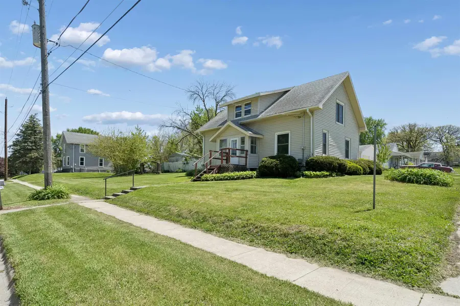 802 Railroad Street, Parkersburg, IA 50605 - #2