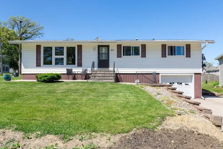 413 Lincoln, Parkersburg, IA 50665 - #2