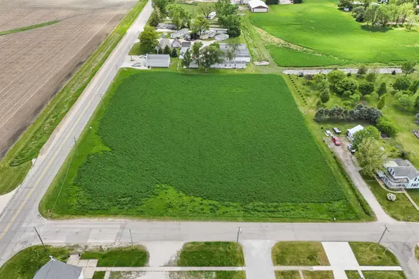 401 Hwy 21, Dysart, IA 52224