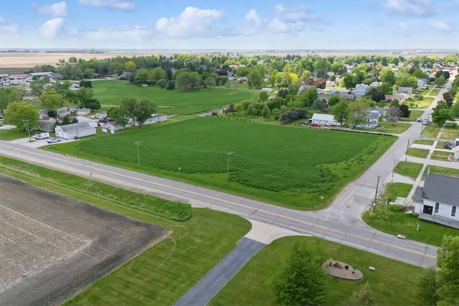 401 Hwy 21, Dysart, IA 52224 - #2