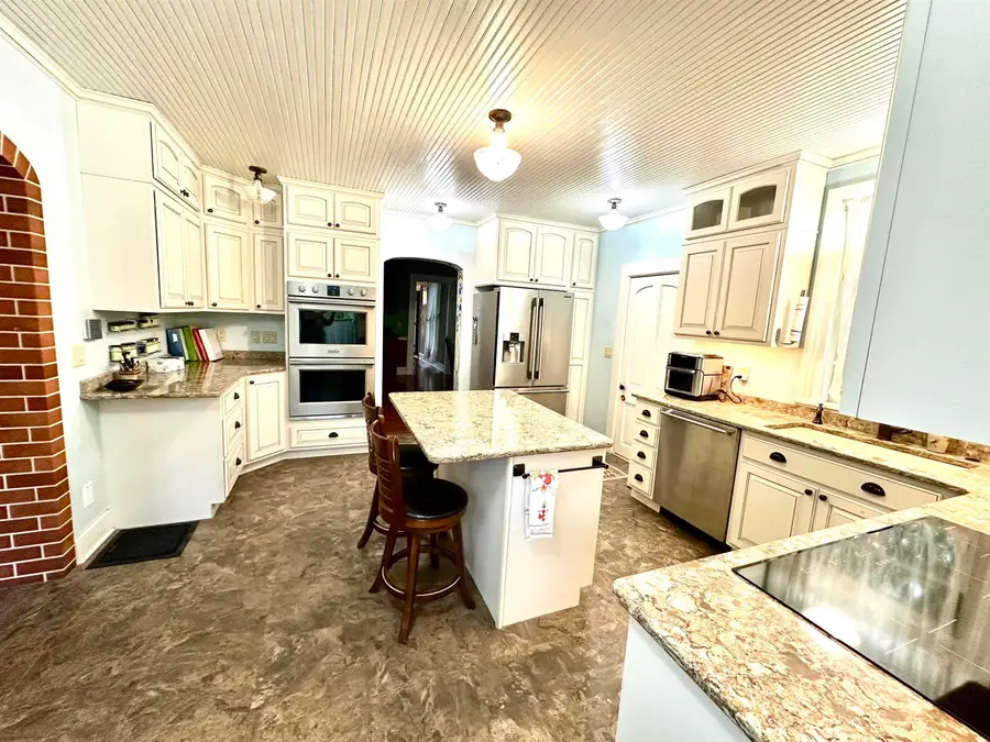 701 Fifth Avenue, Decorah, IA 52101 - #3