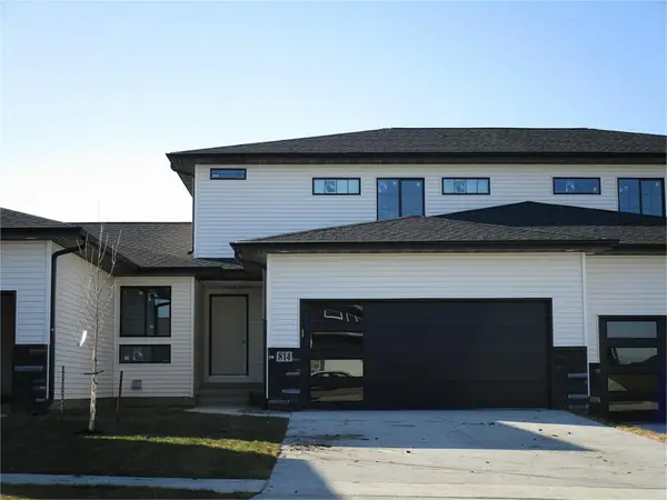 814 Grindstone Circle, Waterloo, IA 50702