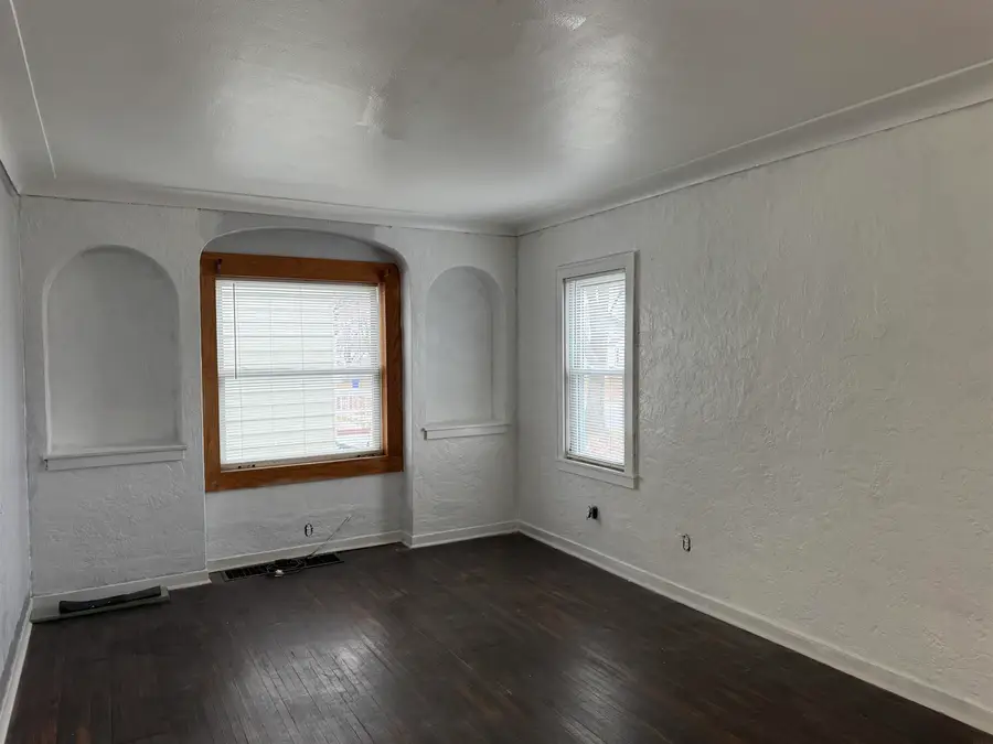 827 NE 1st Avenue, Oelwein, IA 50662 - #3