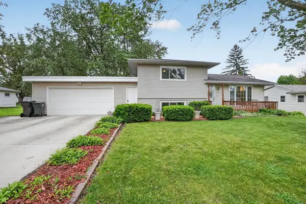 3124 Pridemore Drive, Cedar Falls, IA 50613