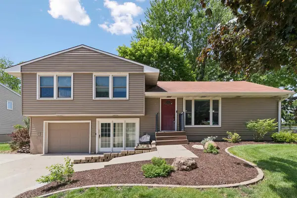 317 Charles Street, Conrad, IA 50621