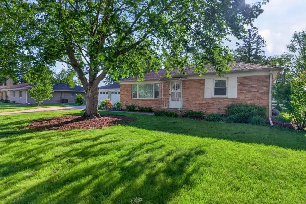3104 Hillcrest Drive, Cedar Falls, IA 50613