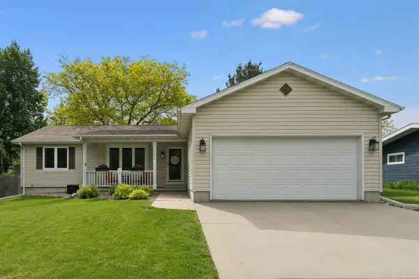 2303 NW 1st Avenue, Waverly, IA 50677
