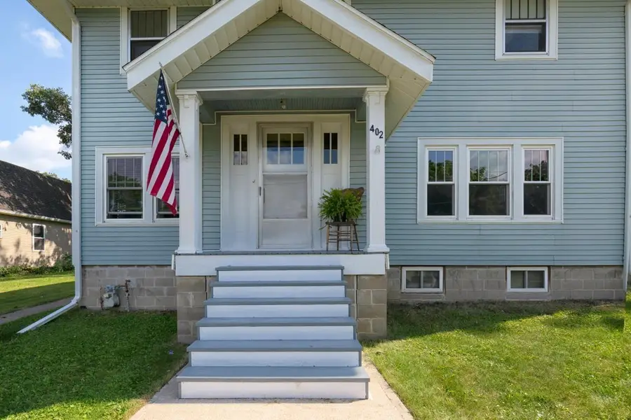 402 Bethel St., Parkersburg, IA 50665 - #2
