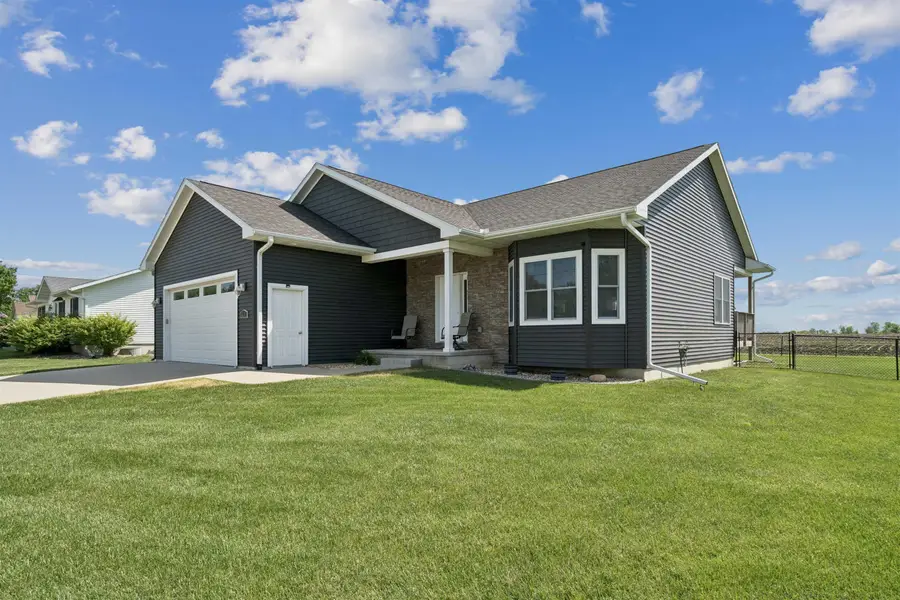 512 Cherry Street, Allison, IA 50602 - #2