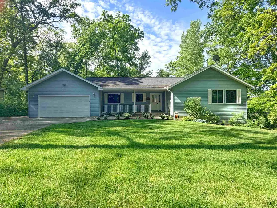 1727 East Hill Road, Decorah, IA 52101 - #2
