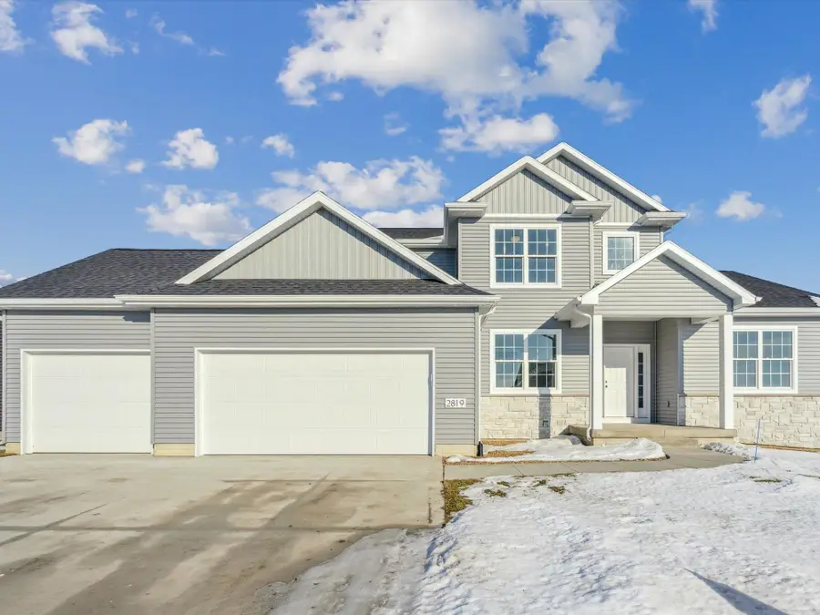 128 Sunbird Court, Waterloo, IA 50701 - #2