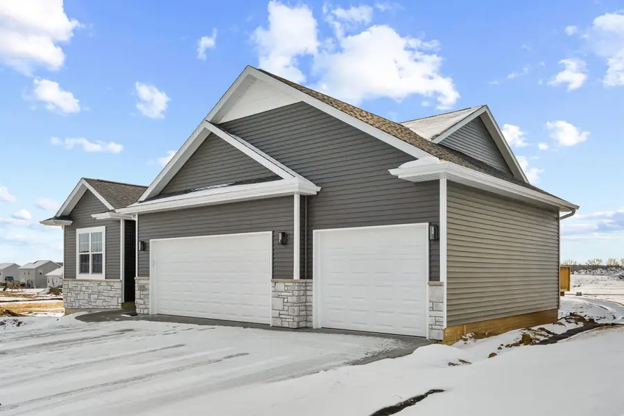 2813 Amber Valley Road, Cedar Falls, IA 50613 - #3