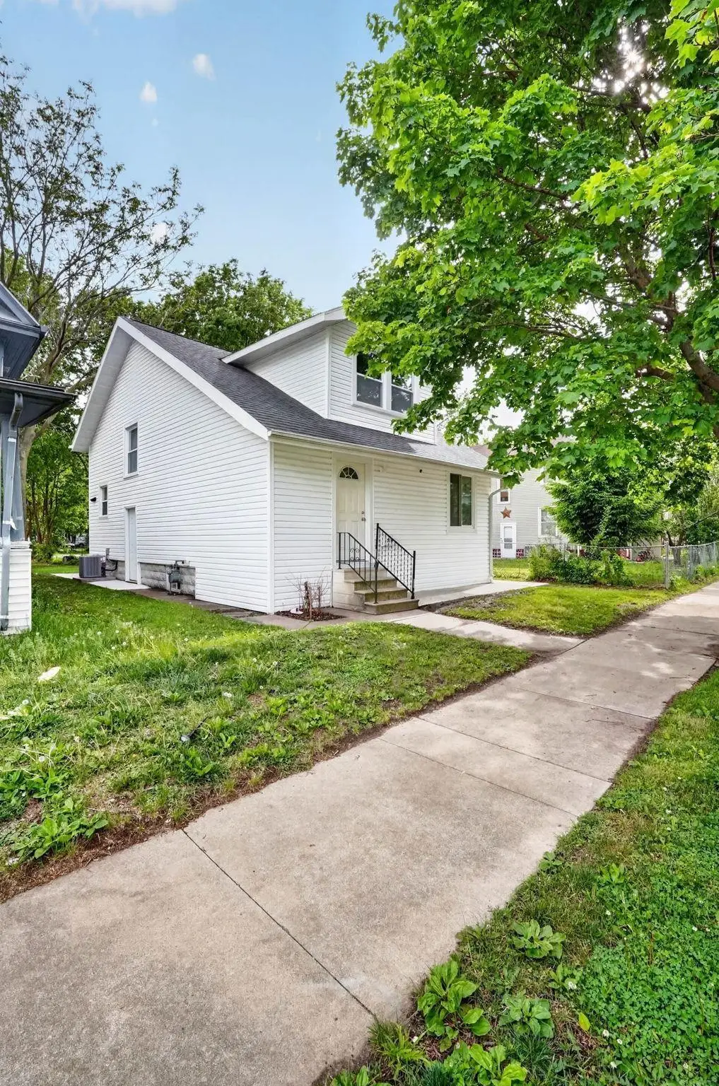 510 Courtland Street, Waterloo, IA 50703 - #1