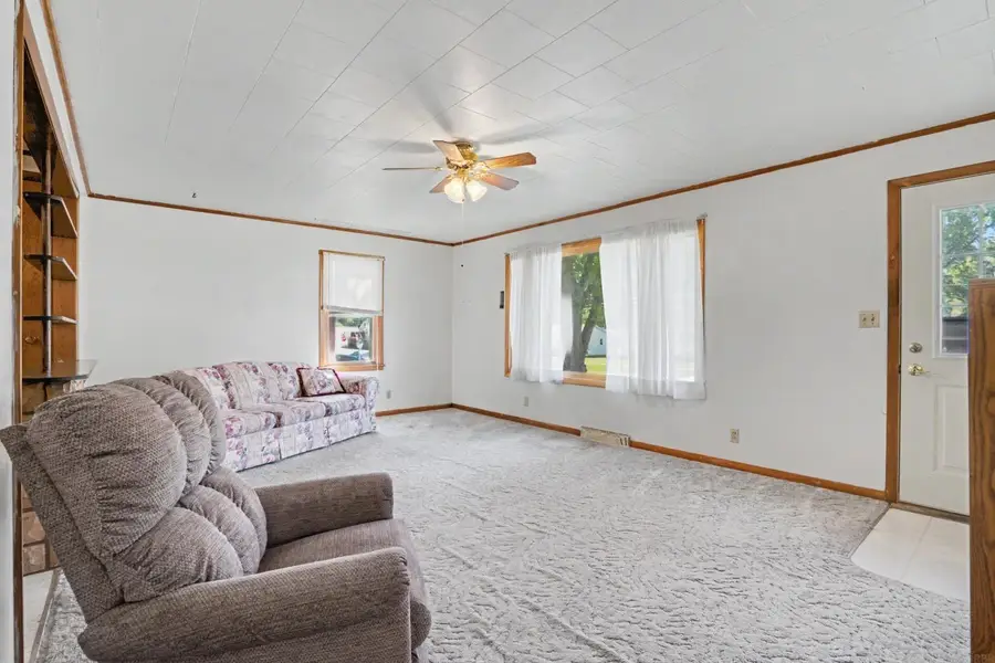 714 6th St Ne, Independence, IA 50644 - #3