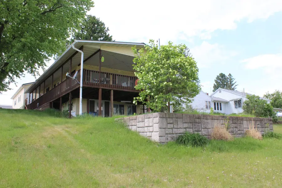 631 N 1st Street, Harpers Ferry, IA 52146 - #3