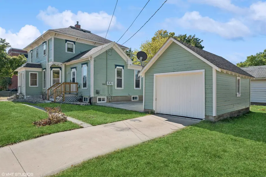 303 NW 3rd Street, Waverly, IA 50677 - #2