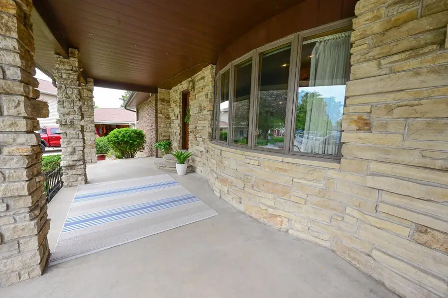 117 Marshall Court, Manchester, IA 52057 - #3