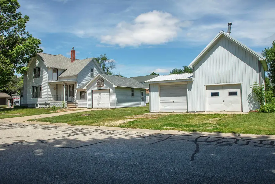 300 SE 6th Avenue, Tripoli, IA 50676 - #2
