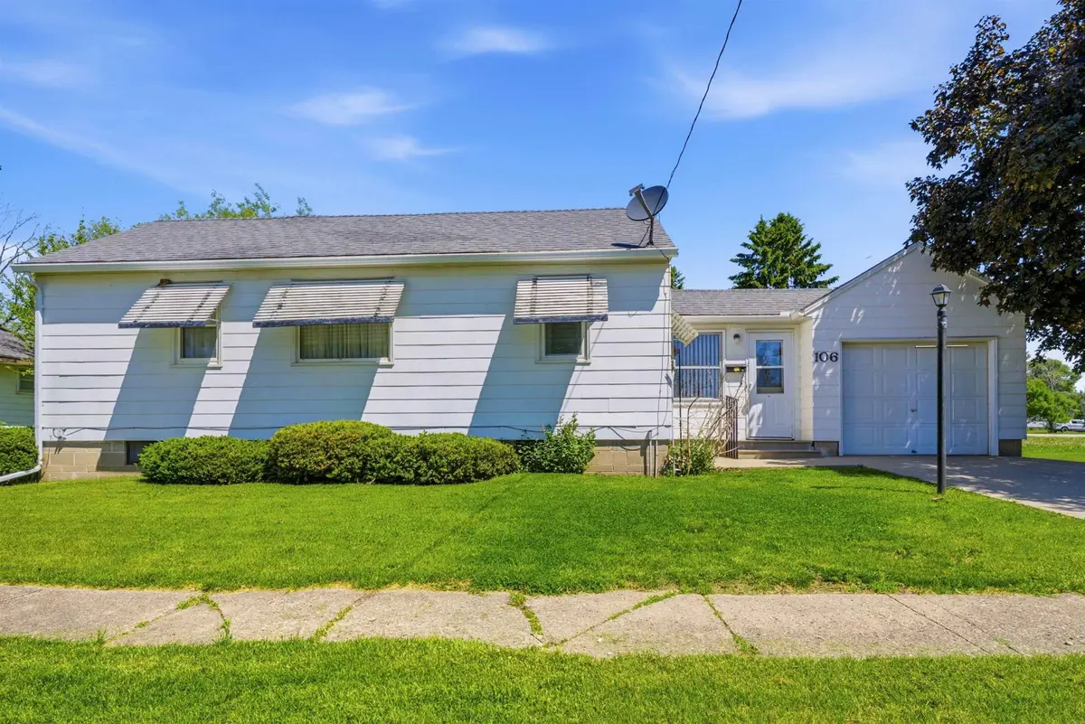 106 2nd Avenue, Holland, IA 50642 - #1