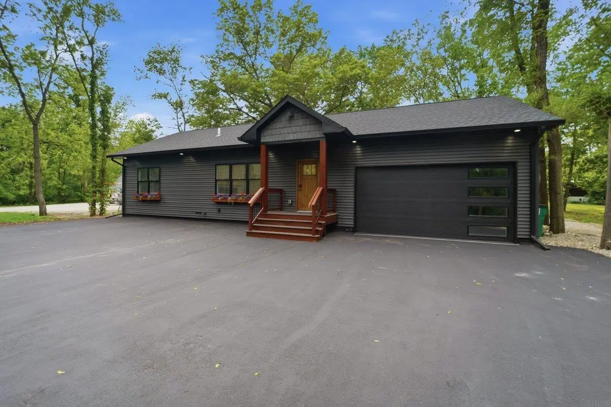 840 Grand Blvd, Evansdale, IA 50707 - #1