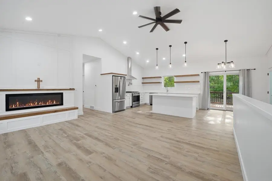 840 Grand Blvd, Evansdale, IA 50707 - #3