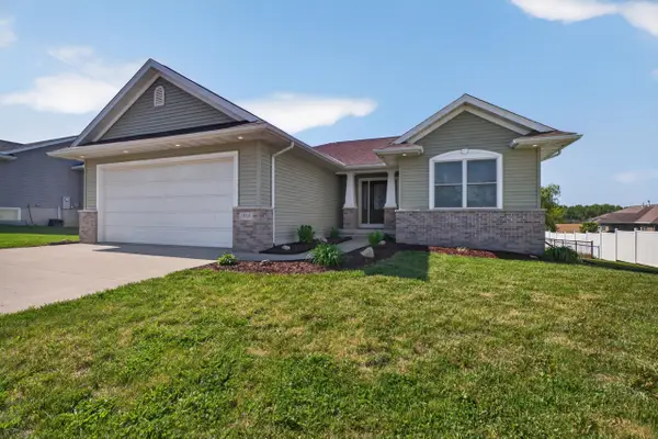 553 W Central Street, Raymond, IA 50667