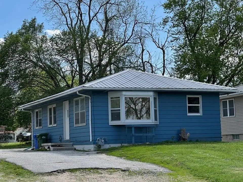 1319 NW 5th Avenue, Waverly, IA 50677 - #1