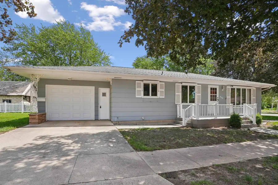 808 Frost Street, Grundy Center, IA 50638 - #2