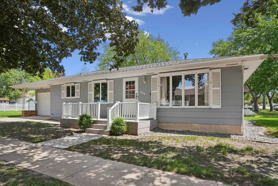 808 Frost Street, Grundy Center, IA 50638 - #3