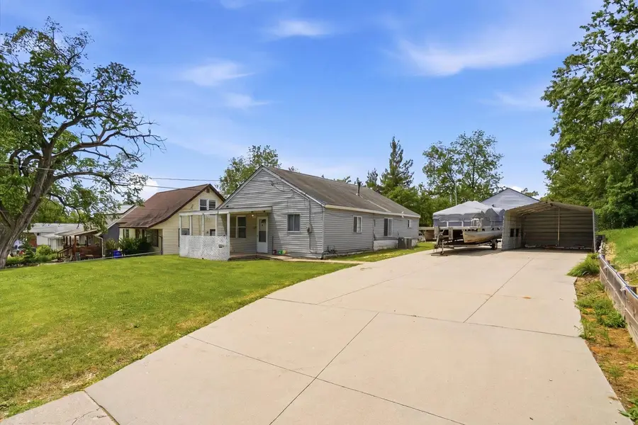 3008 SW Schaeffer Drive, Cedar Rapids, IA 52404 - #3