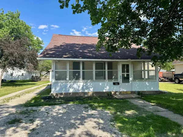716 Commercial Street, LaPorte City, IA 50651