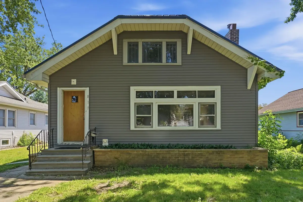 817 Western Avenue, Waterloo, IA 50702 - #1